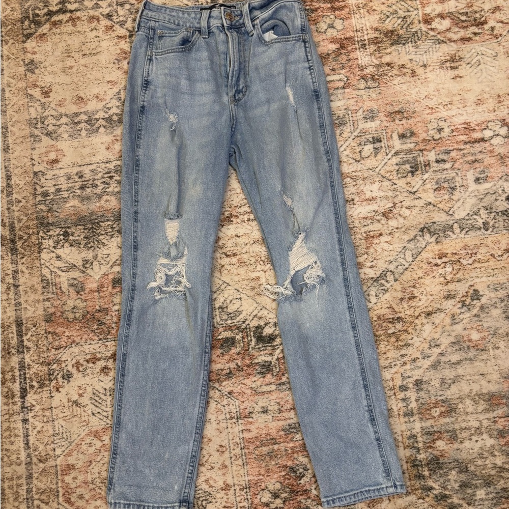 Hollister Ultra High Rise‎ Mom Jeans Distressed Light Wash W25 Y2K